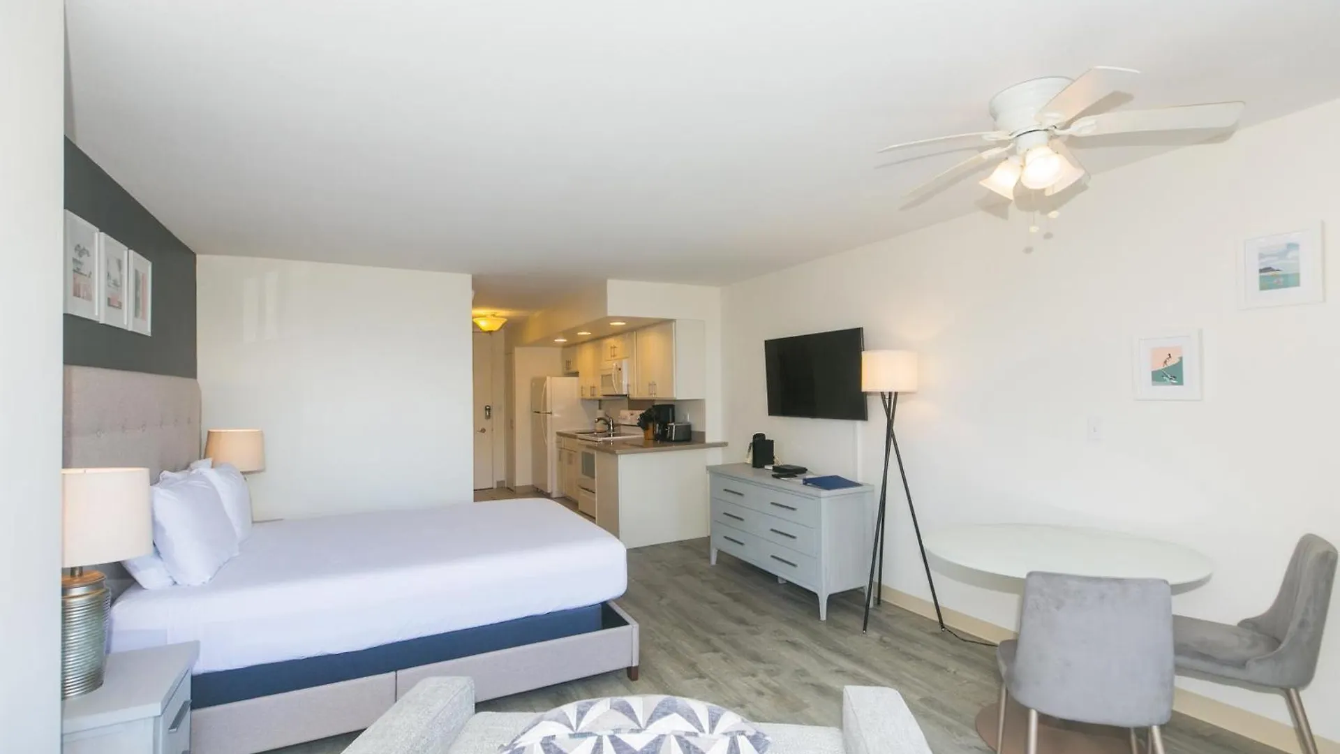 Ilikai Marina 1781 City View Studio Гонолулу